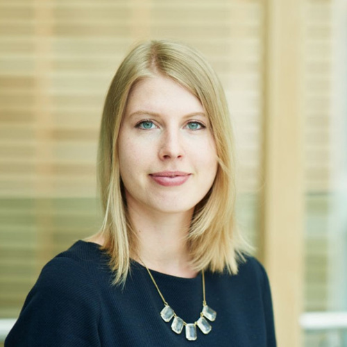 Saskia van Daal, Cloud Product Marketing, Tableau Saskia van Daal, Cloud Product Marketing, Tableau