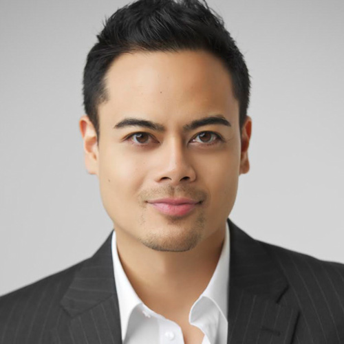 Nikos Acuña, Chief Visionnary Officer, Sizmek Nikos Acuña, Chief Visionnary Officer, Sizmek