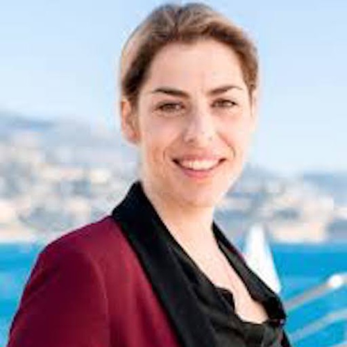 Jade AUREGLIA, Directrice d'étude chez Onhys Jade AUREGLIA, Directrice d'étude chez Onhys