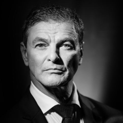 Stéphane Roder, CEO AI Builders et Auteur du « Guide pratique de l'IA dans l'entreprise » Stéphane Roder, CEO AI Builders et Auteur du « Guide pratique de l'IA dans l'entreprise »