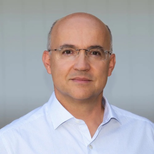 Grégory Ouillon, CTO EMEA New Relic Grégory Ouillon, CTO EMEA New Relic