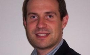 Comment les professionnels du marketing peuvent-ils capitaliser sur la révolution des médias sociaux ?