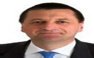 Hubert d'HONDT nommé patron mondial des services chez Business Objects